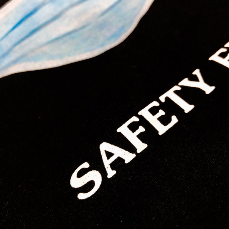 TOOMANYOPTIONS SAFETY FIRST TEE