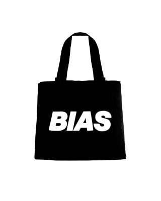 BIAS ”JUDGING” TOTE BAG BLACK