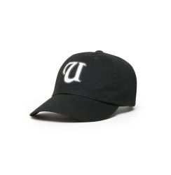 UXRY 'U' BASEBALL CAP BLACK