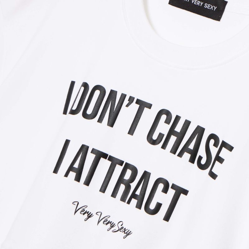 VERY VERY SEXY I DONT CHASE I ATTRACT OVERSIZED CROP TEE - WHITE