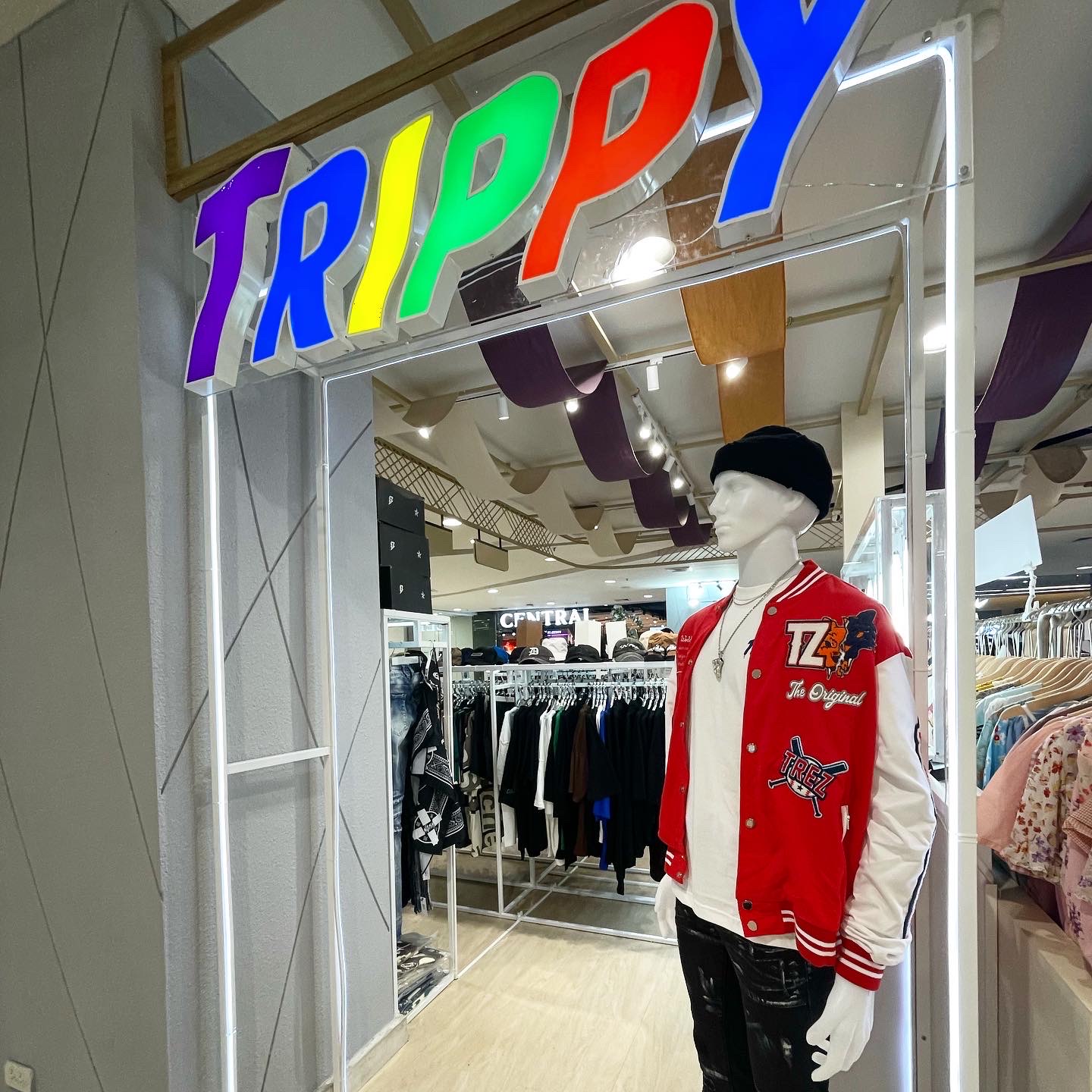 NEW TRIPPY UDON AT CENTRAL PLAZA UDON